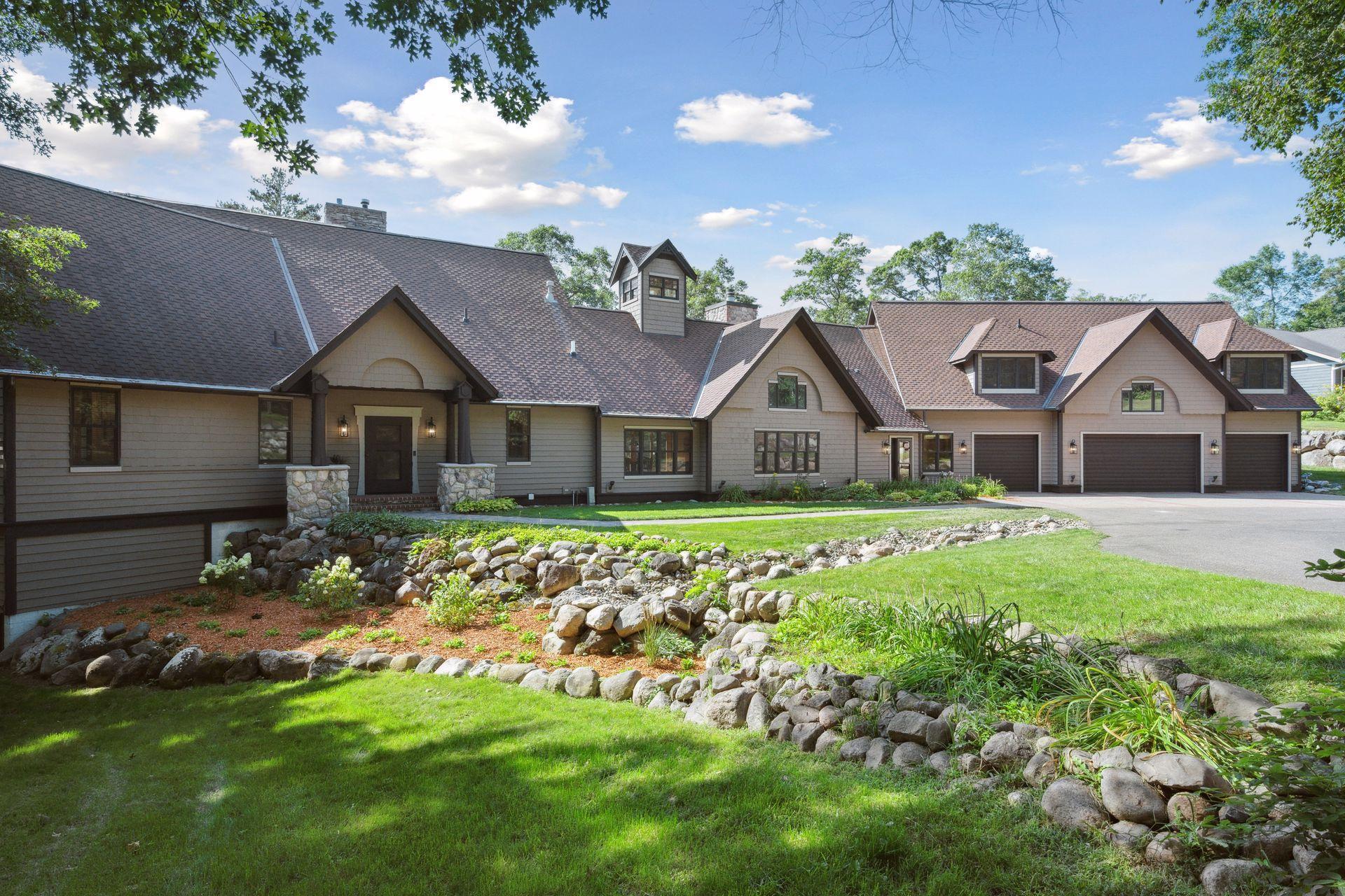 This cozy yet sprawling estate is the perfect layout
