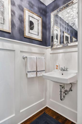 4009 Cedar Lake Road S, Saint Louis Park, MN 55416