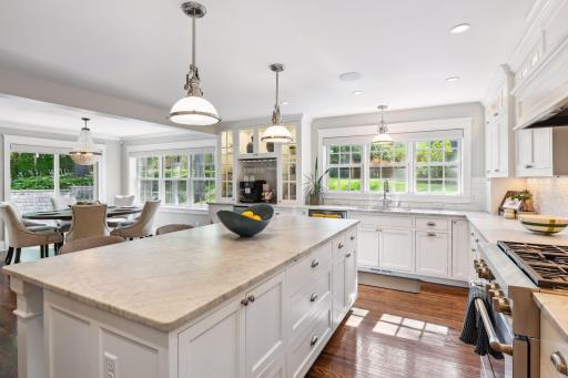 4009 Cedar Lake Road S, Saint Louis Park, MN 55416