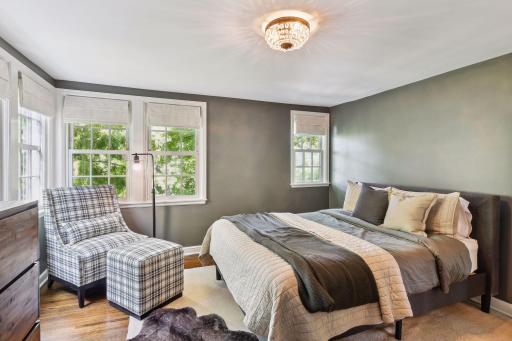 4009 Cedar Lake Road S, Saint Louis Park, MN 55416