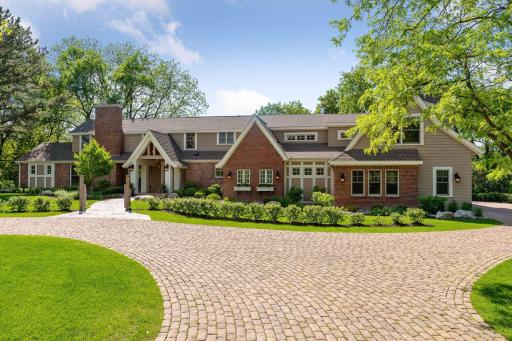 17 Circle West - Edina (Hilldale Neighborhood)