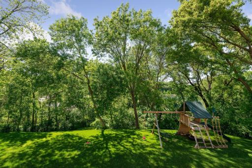 17 Circle W, Edina, MN 55436