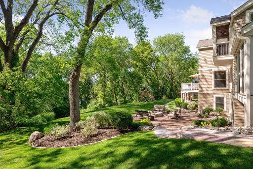17 Circle W, Edina, MN 55436