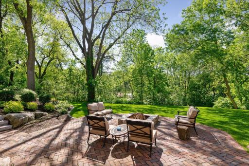 17 Circle W, Edina, MN 55436