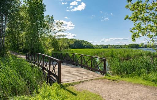 21. Lakeville offers 62 parks, 118.4 miles of pedestrian and bike trails and diverse recreational opportunities for all ages.jpg