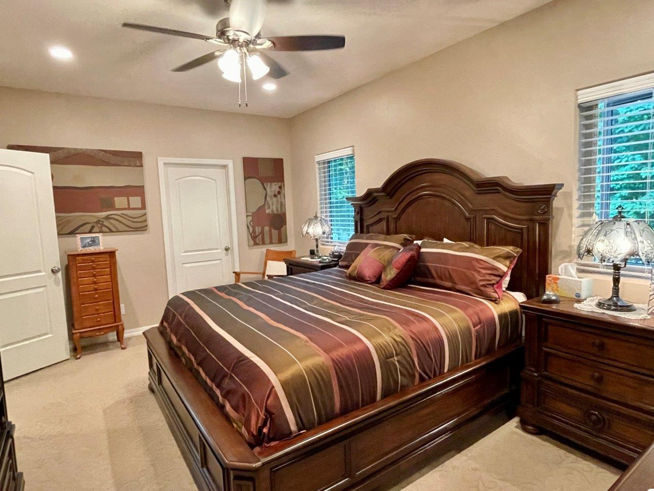 6-Bedroom 1 (2).jpg