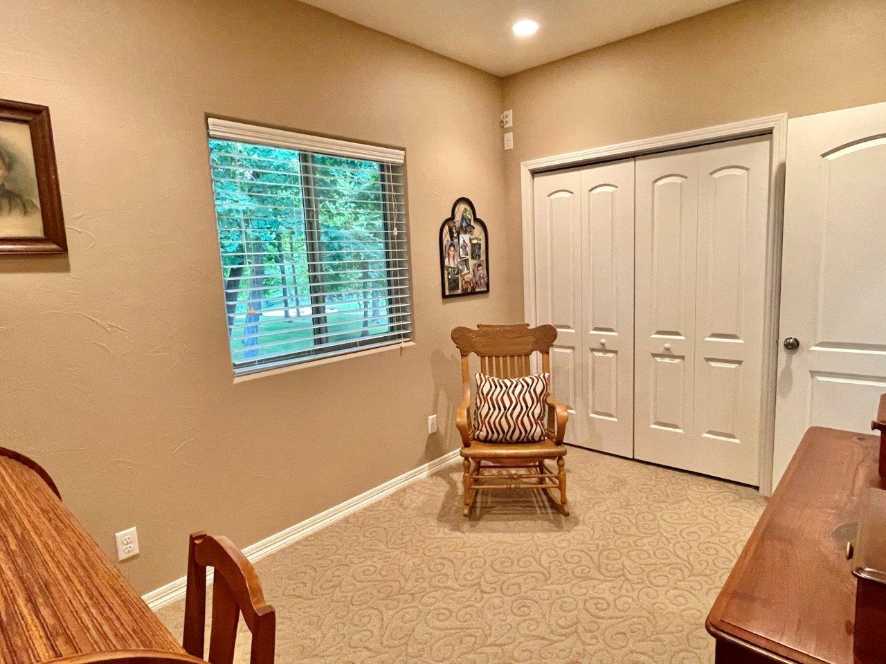 7-Bedroom 2 (2).jpg
