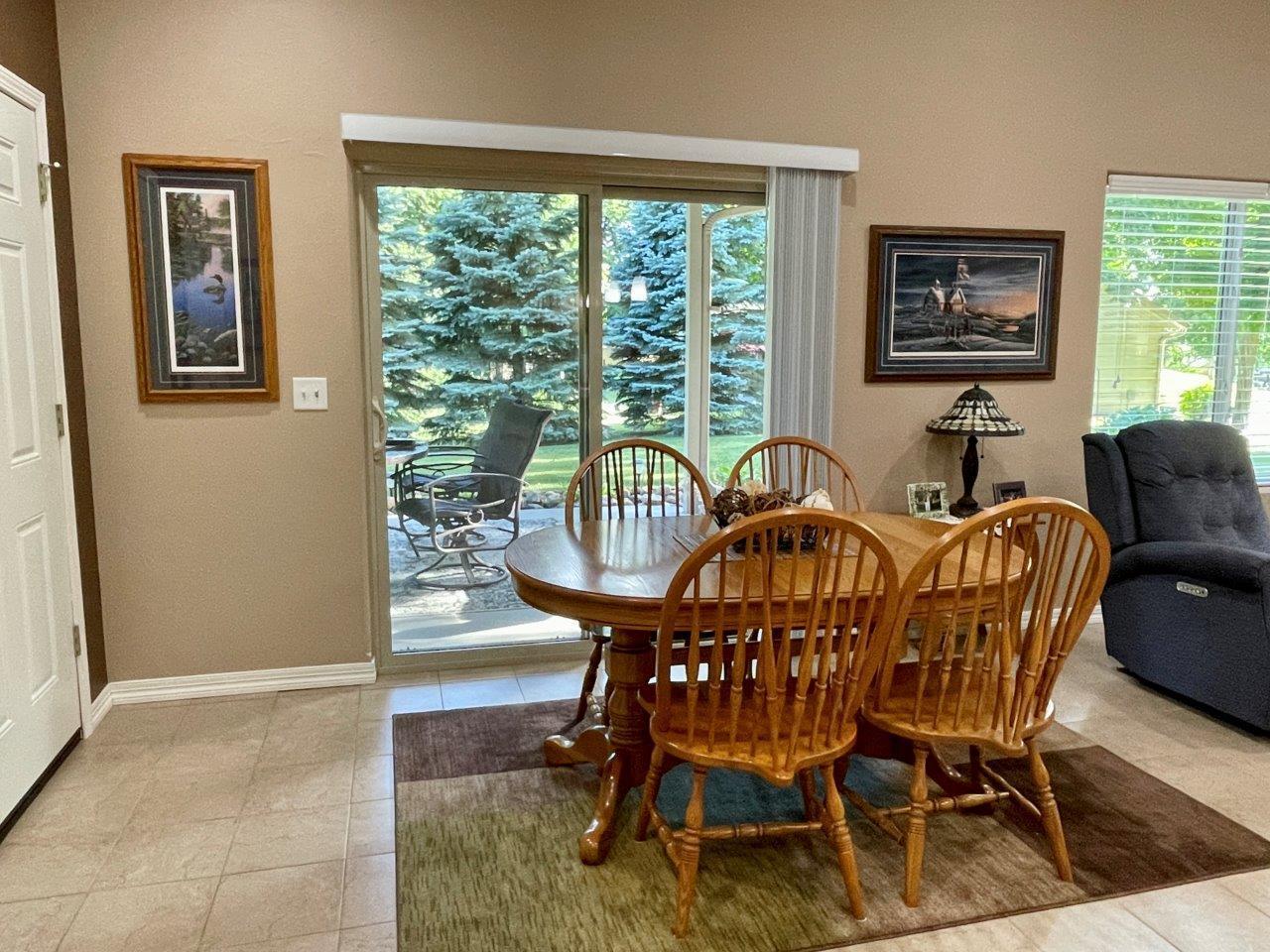 3-Dining room (1).jpg