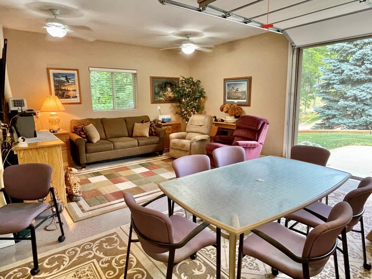 8-Family room area in attached garage (1).jpg