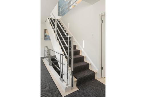 20 Park Lane, Minneapolis, MN 55416