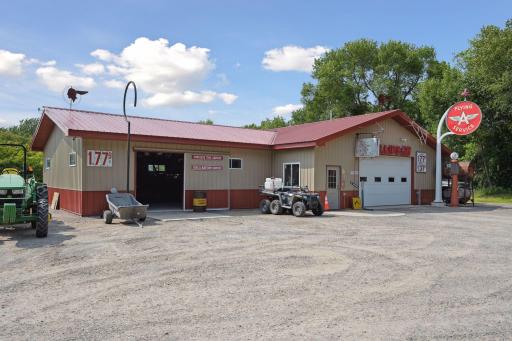 Heated and cooled 2-sided shop, plenty of room for toys & equipment!
