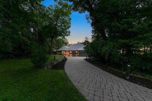 3265 Eagle Bluff Road, Mound, MN 55364