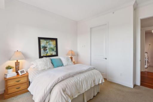 100 3rd Avenue S, 3503, Minneapolis, MN 55401