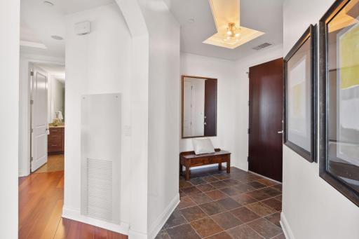 100 3rd Avenue S, 3503, Minneapolis, MN 55401