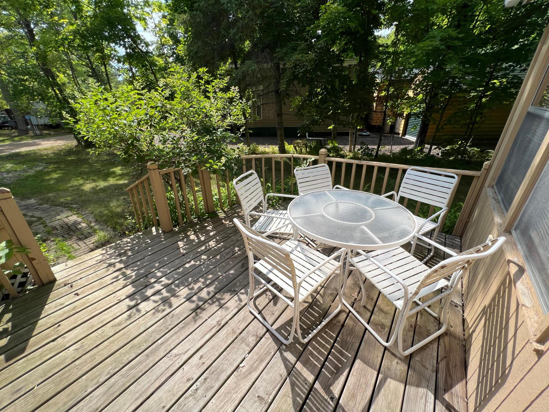 One more shot of the deck overlooking the front yard.
