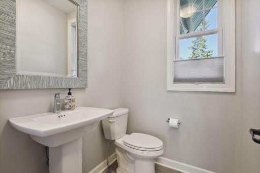 6117 Brookview Avenue, Edina, MN 55424