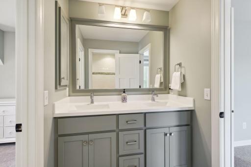 6117 Brookview Avenue, Edina, MN 55424