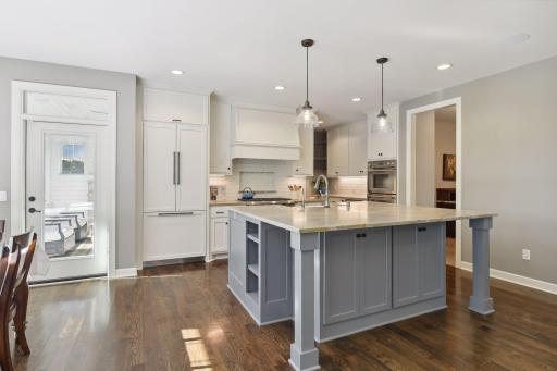 6117 Brookview Avenue, Edina, MN 55424