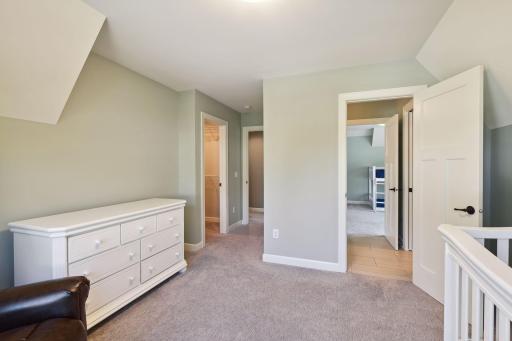 6117 Brookview Avenue, Edina, MN 55424