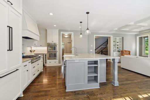 6117 Brookview Avenue, Edina, MN 55424