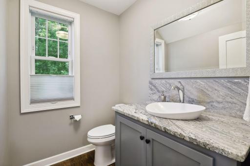 6117 Brookview Avenue, Edina, MN 55424