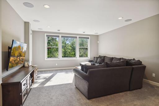 6117 Brookview Avenue, Edina, MN 55424