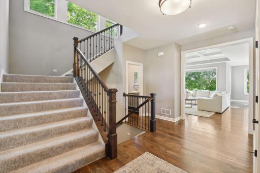 6117 Brookview Avenue, Edina, MN 55424