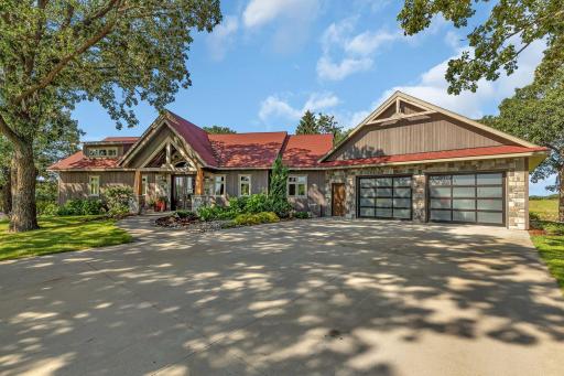 19490 115th Street NE, New London, MN 56273