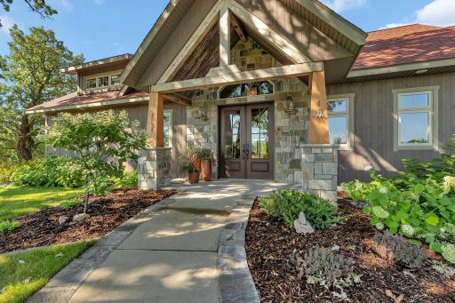 19490 115th Street NE, New London, MN 56273