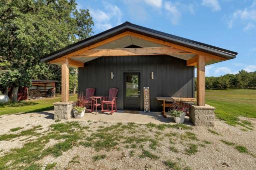 19490 115th Street NE, New London, MN 56273