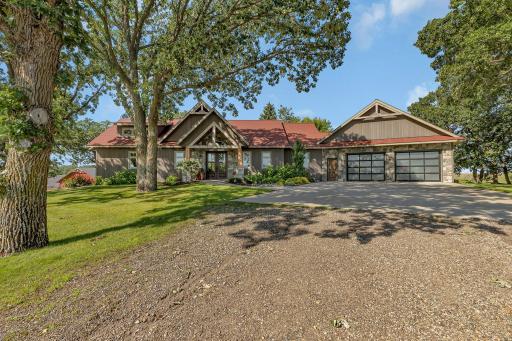 19490 115th Street NE, New London, MN 56273