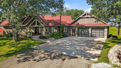 19490 115th Street NE, New London, MN 56273