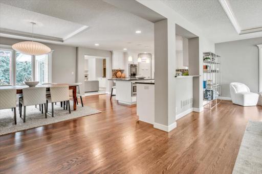 14 Woodland Road, Edina, MN 55424