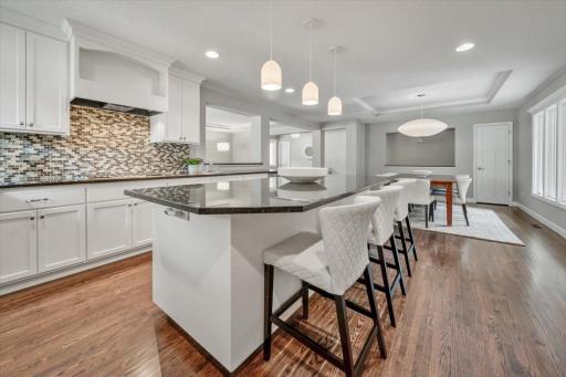 14 Woodland Road, Edina, MN 55424