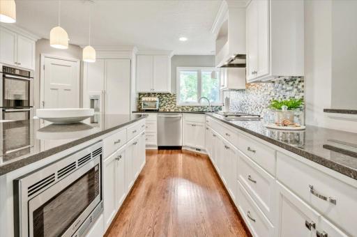 14 Woodland Road, Edina, MN 55424