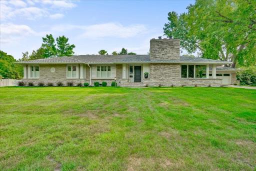 14 Woodland Road, Edina, MN 55424