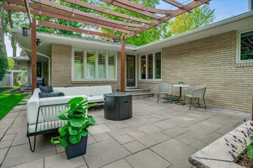 14 Woodland Road, Edina, MN 55424
