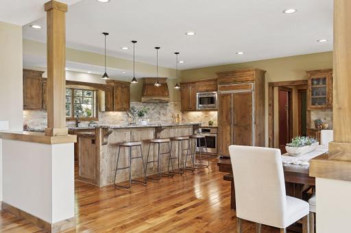 2 High Road, Inver Grove Heights, MN 55077