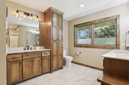 2 High Road, Inver Grove Heights, MN 55077