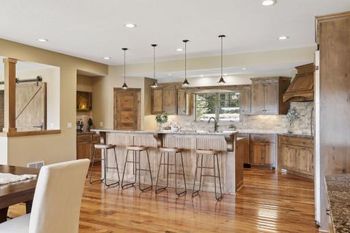2 High Road, Inver Grove Heights, MN 55077