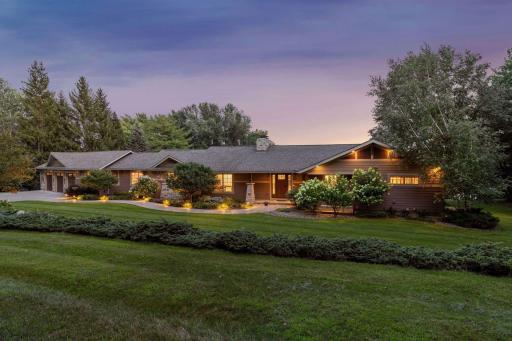 2 High Road, Inver Grove Heights, MN 55077
