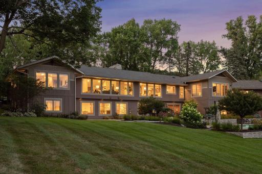 2 High Road, Inver Grove Heights, MN 55077
