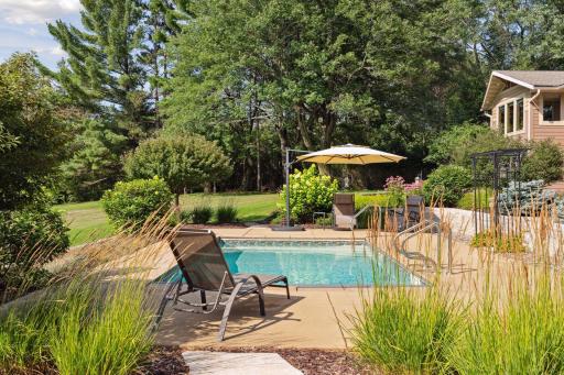 2 High Road, Inver Grove Heights, MN 55077