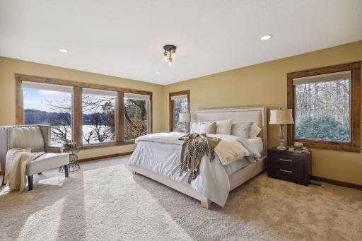 2 High Road, Inver Grove Heights, MN 55077