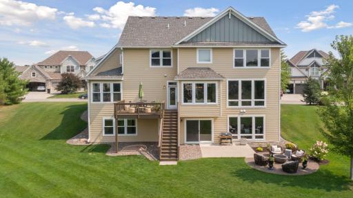 54 Monarch Way, North Oaks, MN 55127