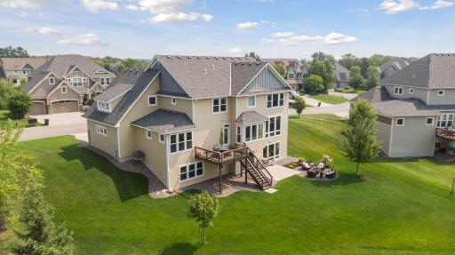 54 Monarch Way, North Oaks, MN 55127