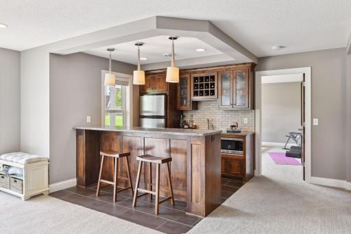 54 Monarch Way, North Oaks, MN 55127