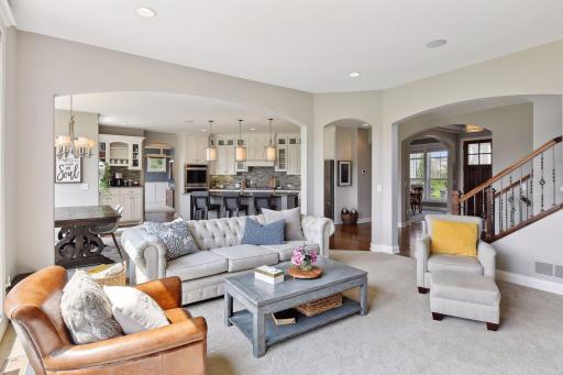 54 Monarch Way, North Oaks, MN 55127