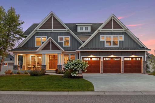 54 Monarch Way, North Oaks, MN 55127