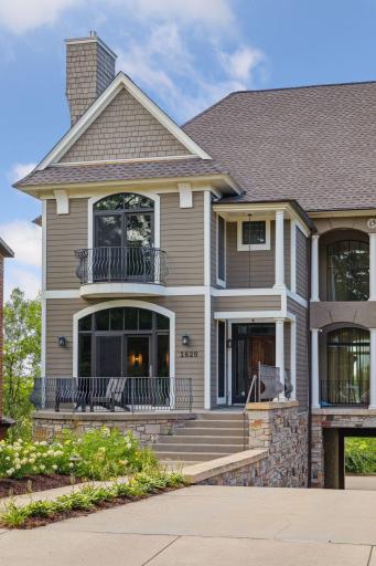 1620 Kenwood Parkway, Minneapolis, MN 55405
